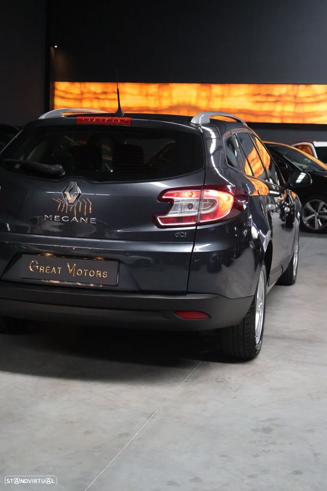 Renault Mégane 1.5 dCi Dynamique - 11