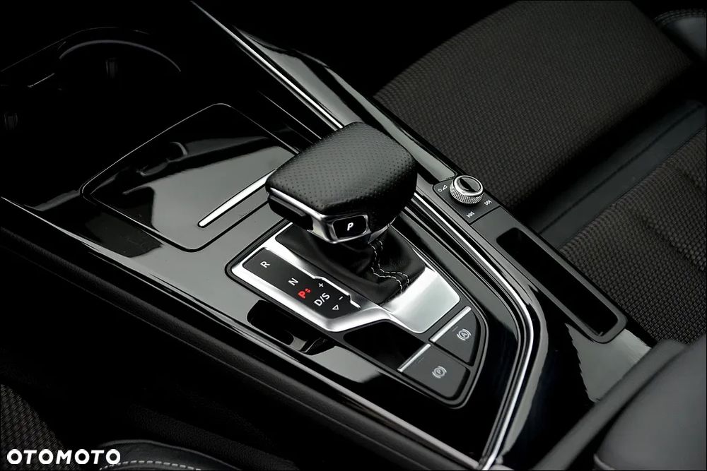 Audi A5 Sportback 40 TFSI S tronic S line business - 32