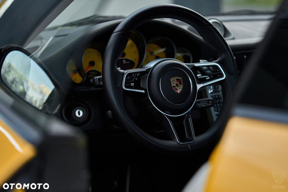 Porsche 911 - 19