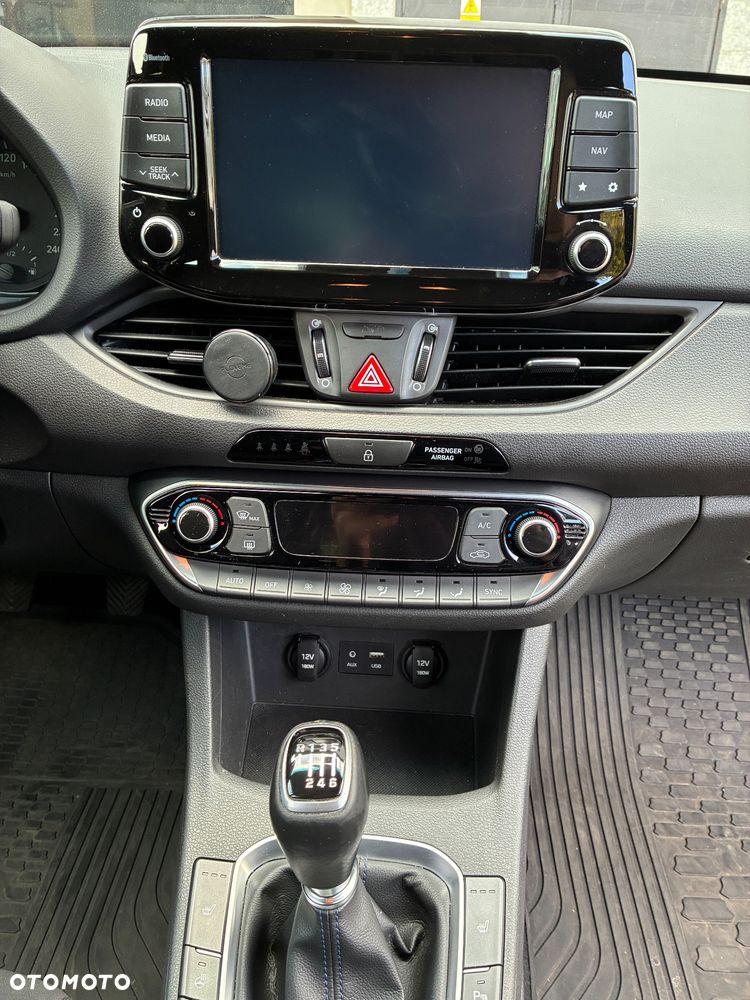 Hyundai i30 - 21