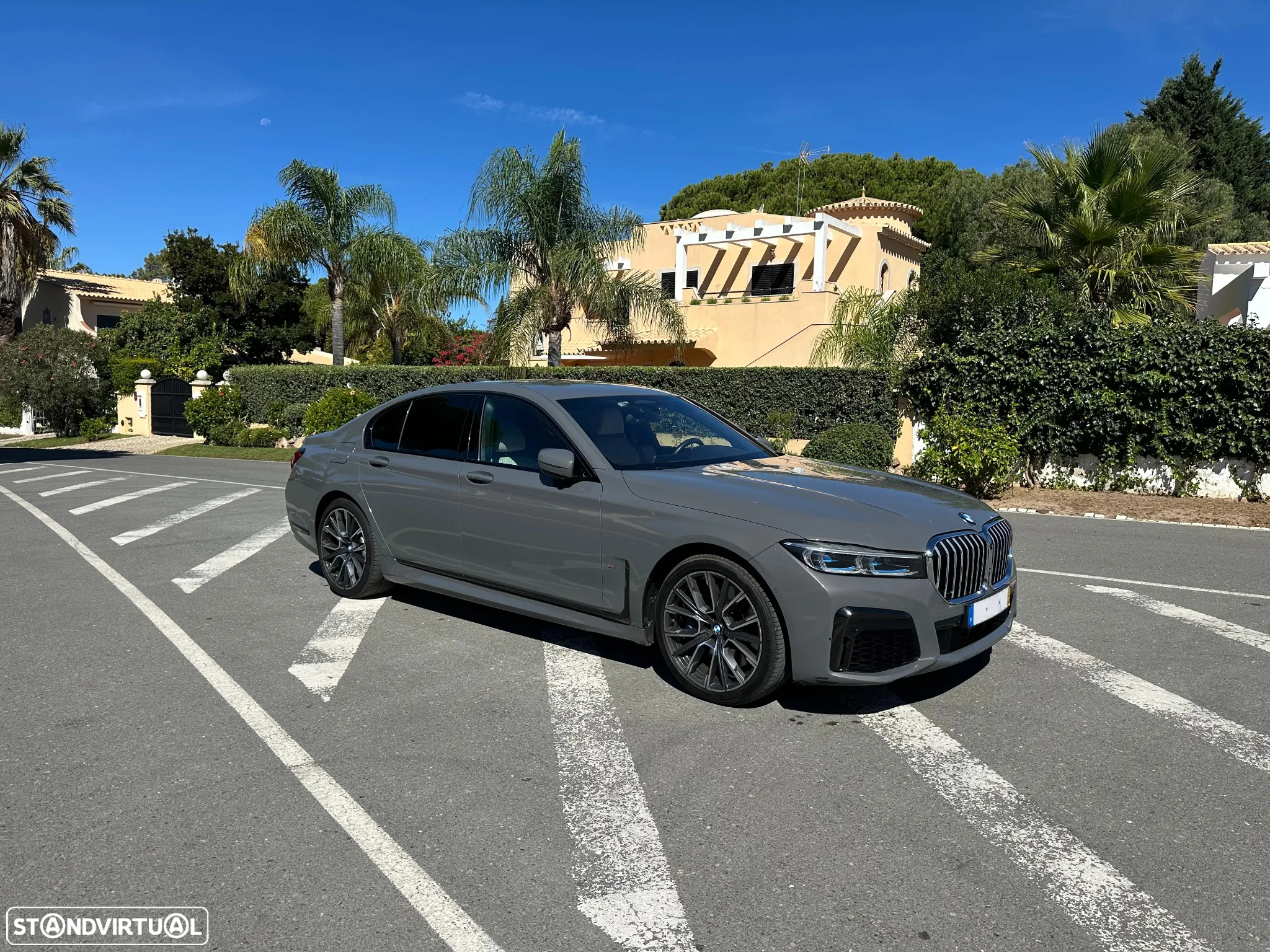 BMW 740 d xDrive Pack M Auto - 24