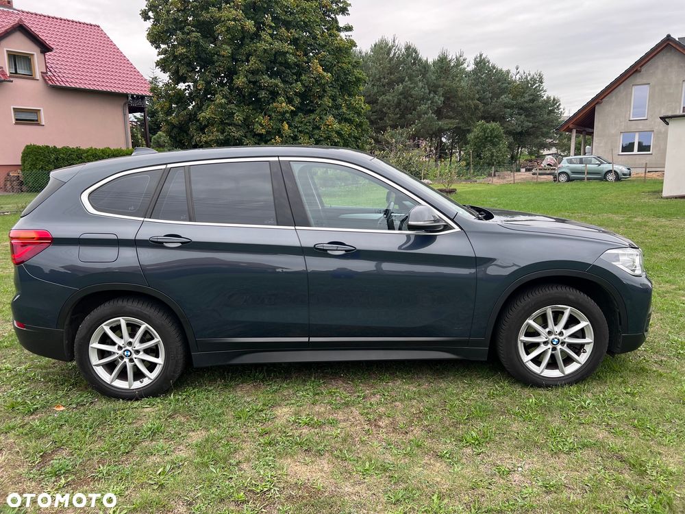 BMW X1 xDrive20d Advantage - 8