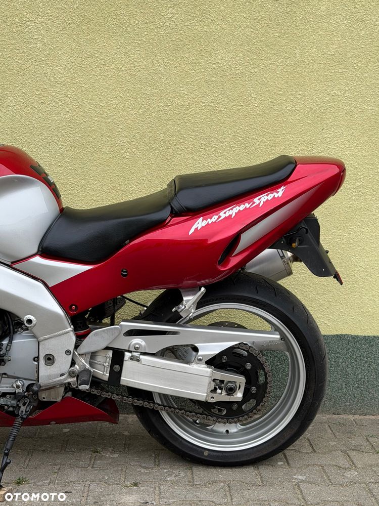 Yamaha Thunderace - 23