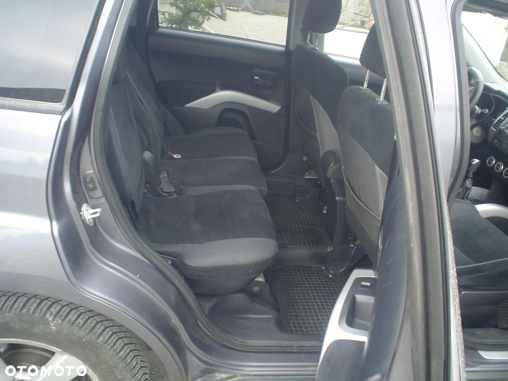 Mitsubishi Outlander 2.0 DID Intense - 6
