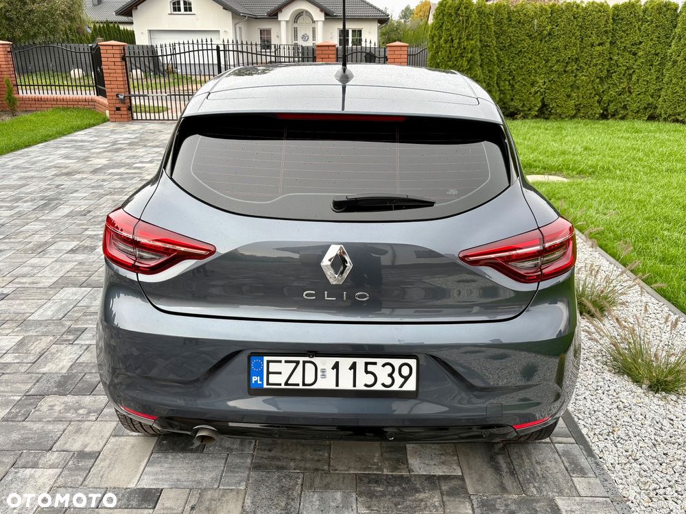 Renault Clio - 9