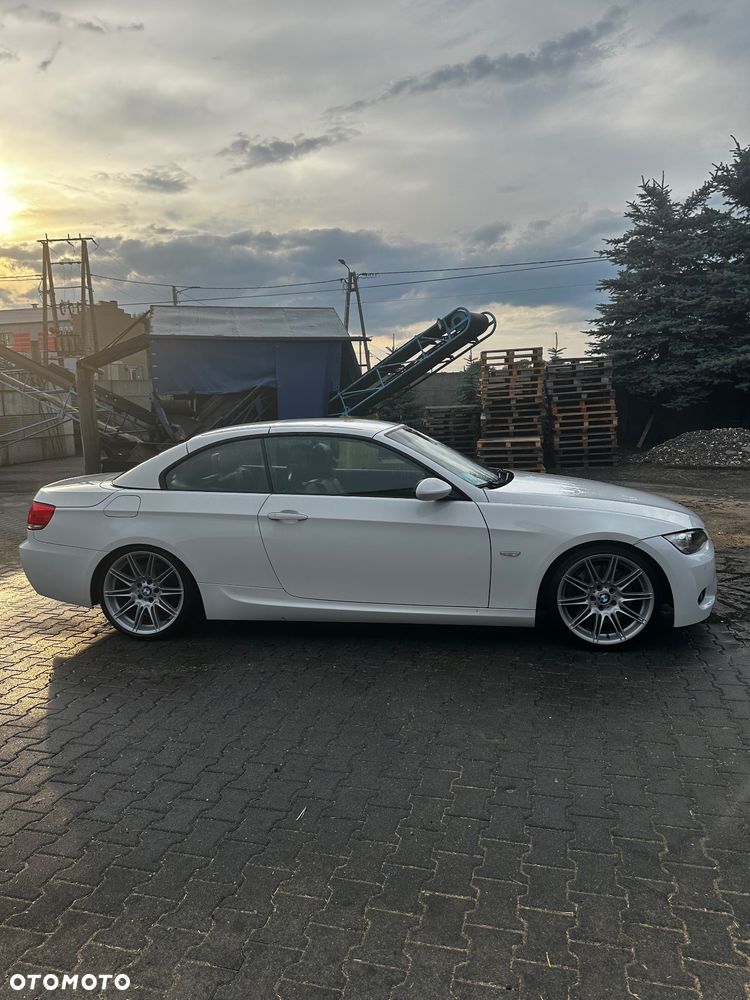 BMW Seria 3 335i Cabrio - 7