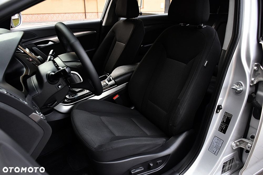 Hyundai i40 i40cw 1.7 CRDi Automatik Fifa World Cup Edition Silver - 7