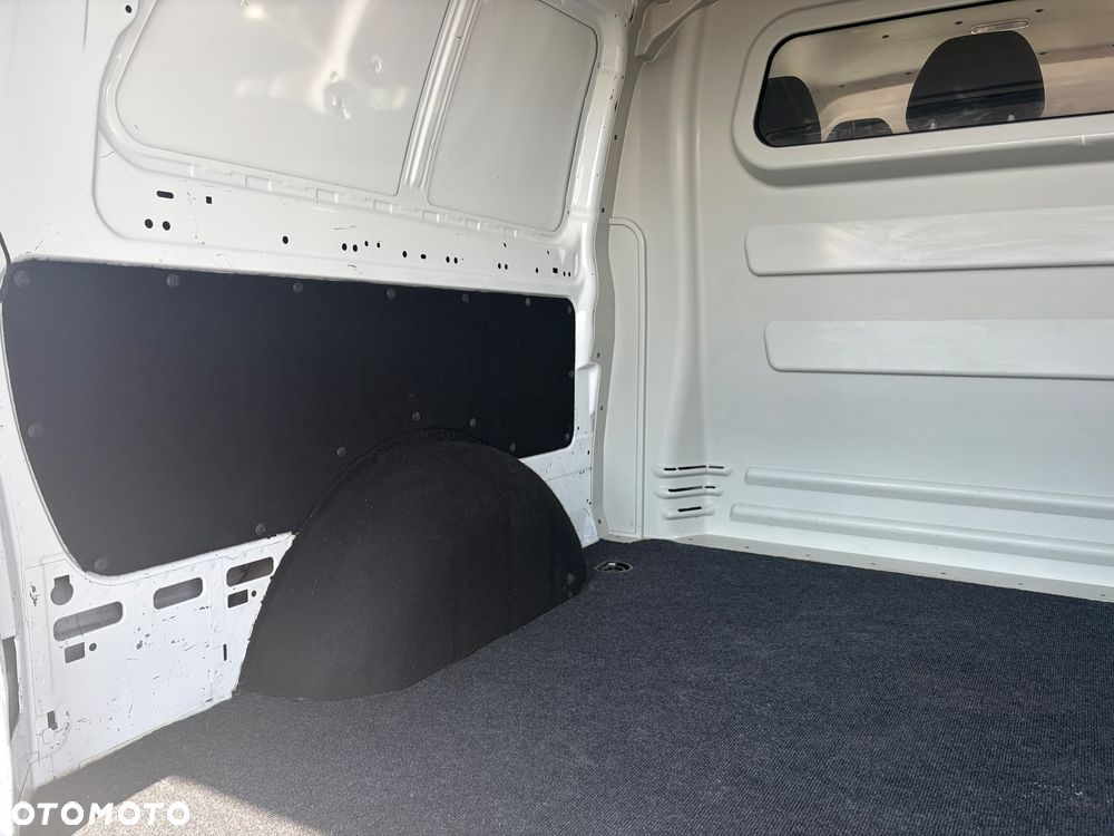 Mercedes-Benz Vito - 24