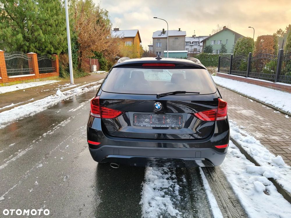 BMW X1 sDrive16d Sport Line - 7