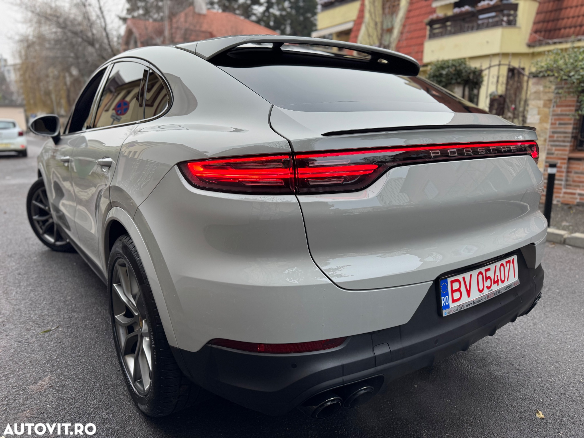 Porsche Cayenne Coupe S - 34