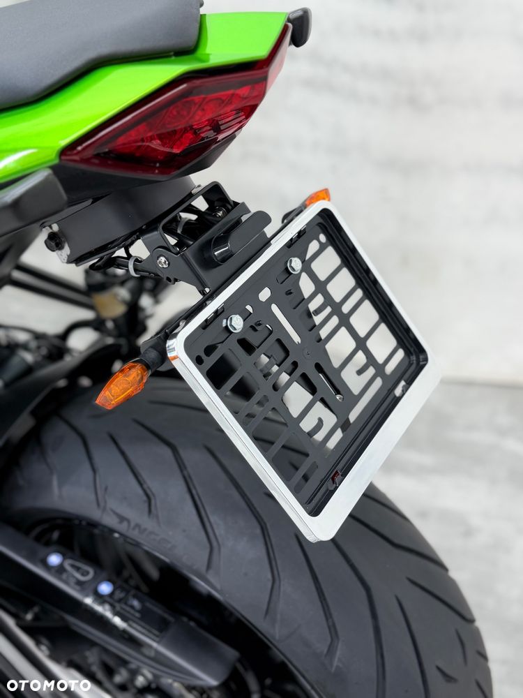 Kawasaki Ninja 1000 SX - 22
