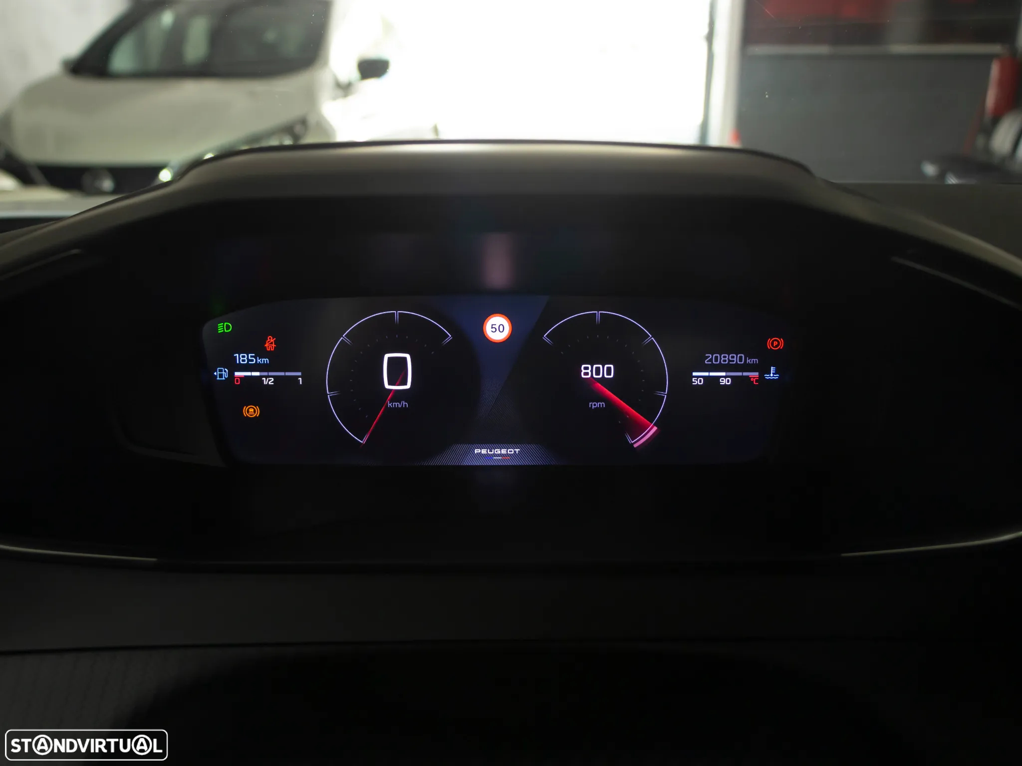 Peugeot 2008 1.2 PureTech Allure - 24