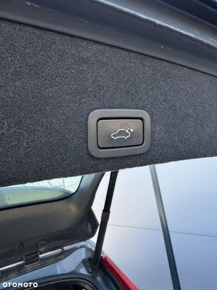 Volvo XC 60 - 35
