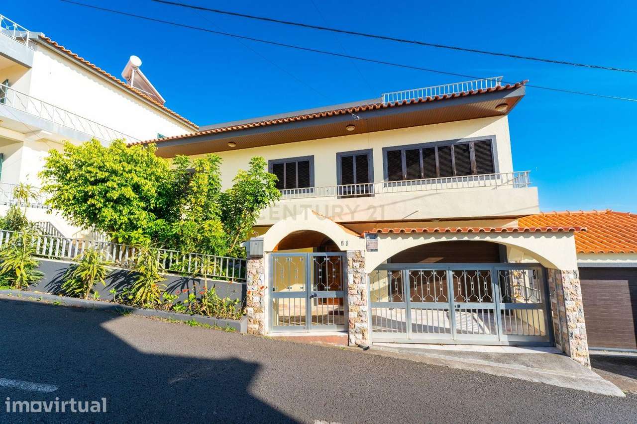 Moradia Tradicional com Vista Deslumbrante – Arco da Calheta - Grande imagem: 4/45