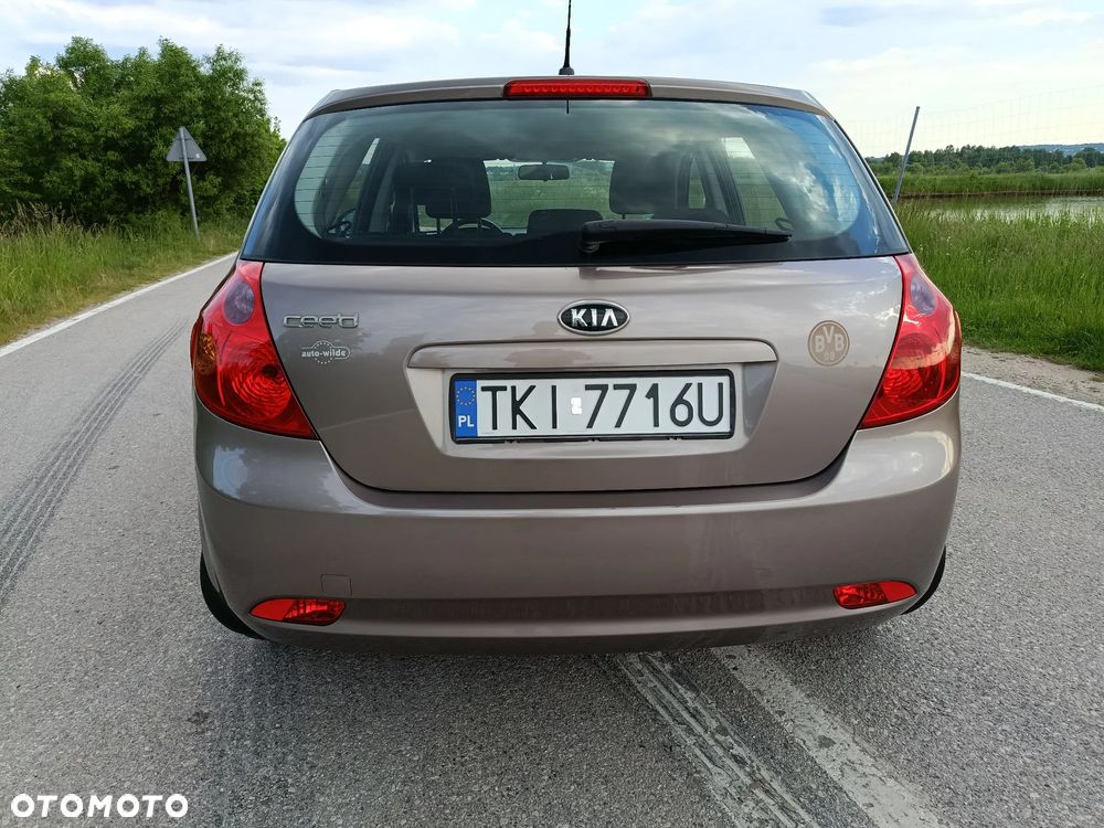 Kia Ceed 1.4 CVVT LX Basis - 6