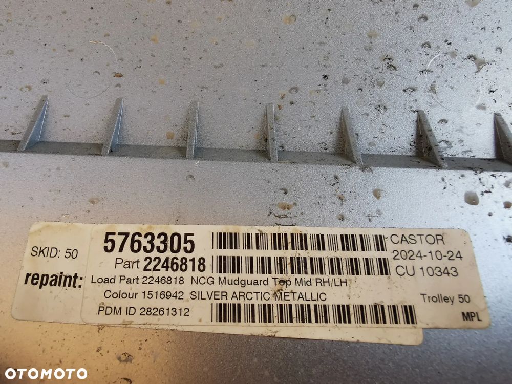 Scania R / S 17- Nadkole tył górna część lewe prawe tylne SILVER ARCTIC METALLIC - 2