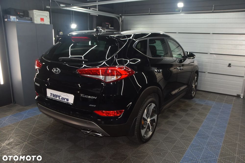Hyundai Tucson 2.0 CRDi 4WD Automatik Advantage - 28