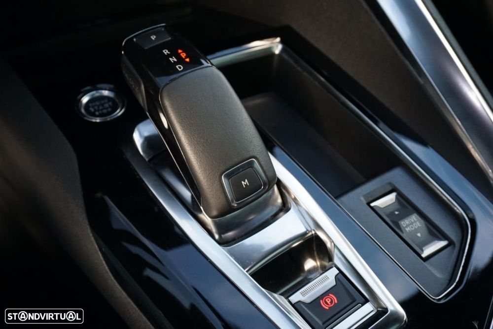 Peugeot 3008 1.5 BlueHDi GT EAT8 - 19