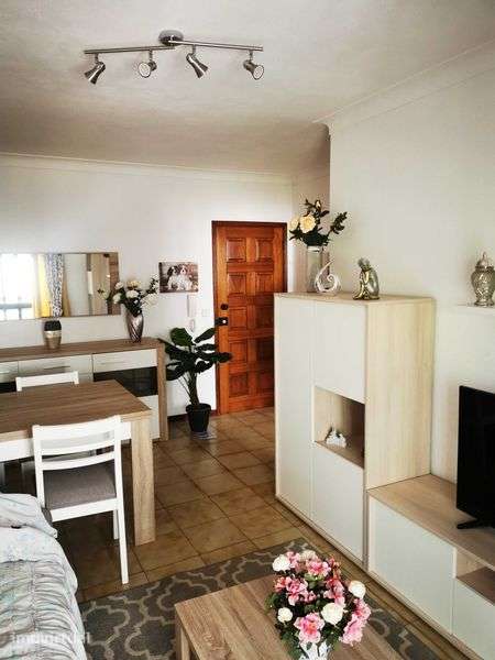 T1 Monte Gordo 2a linha de praia - Grande imagem: 3/8