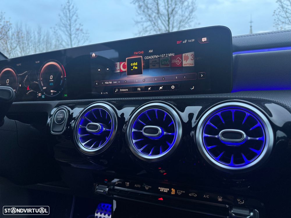 Mercedes-Benz A 250 e AMG Line - 7