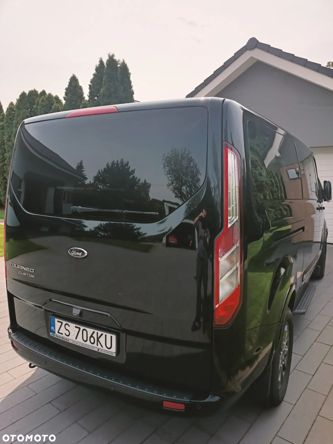 Ford Tourneo Custom - 5