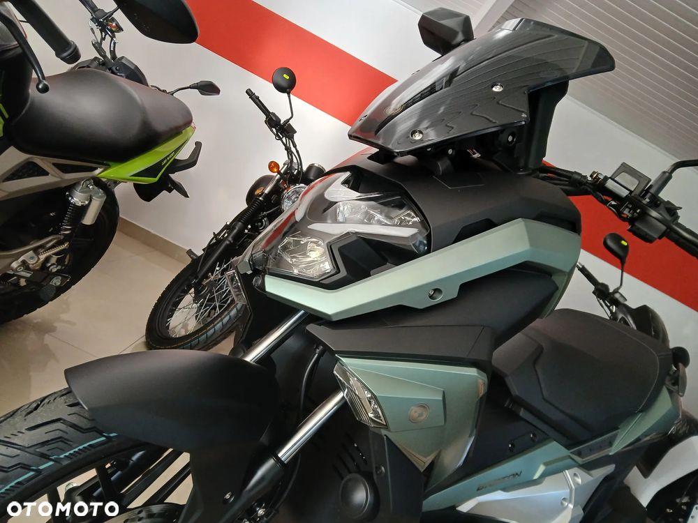 Barton X-Trail - 1
