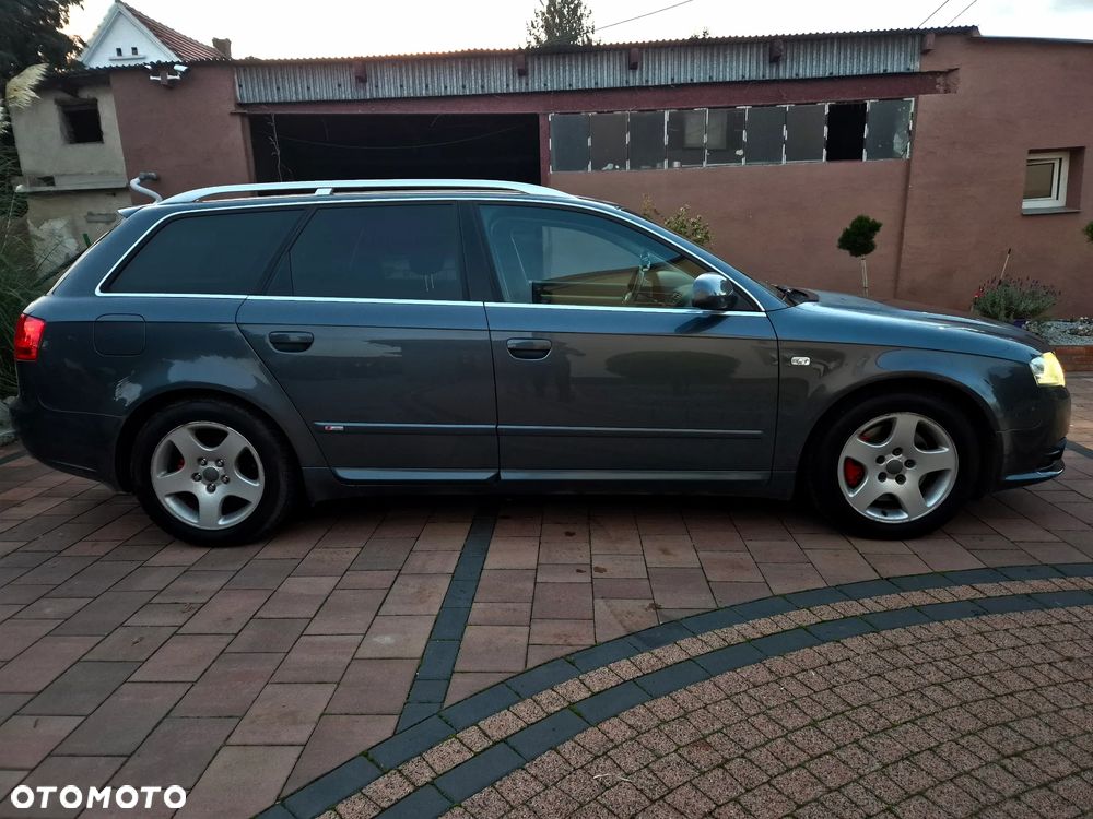 Audi A4 Avant - 4