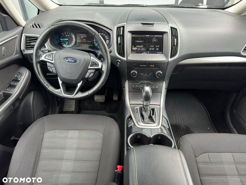 Ford Galaxy - 4