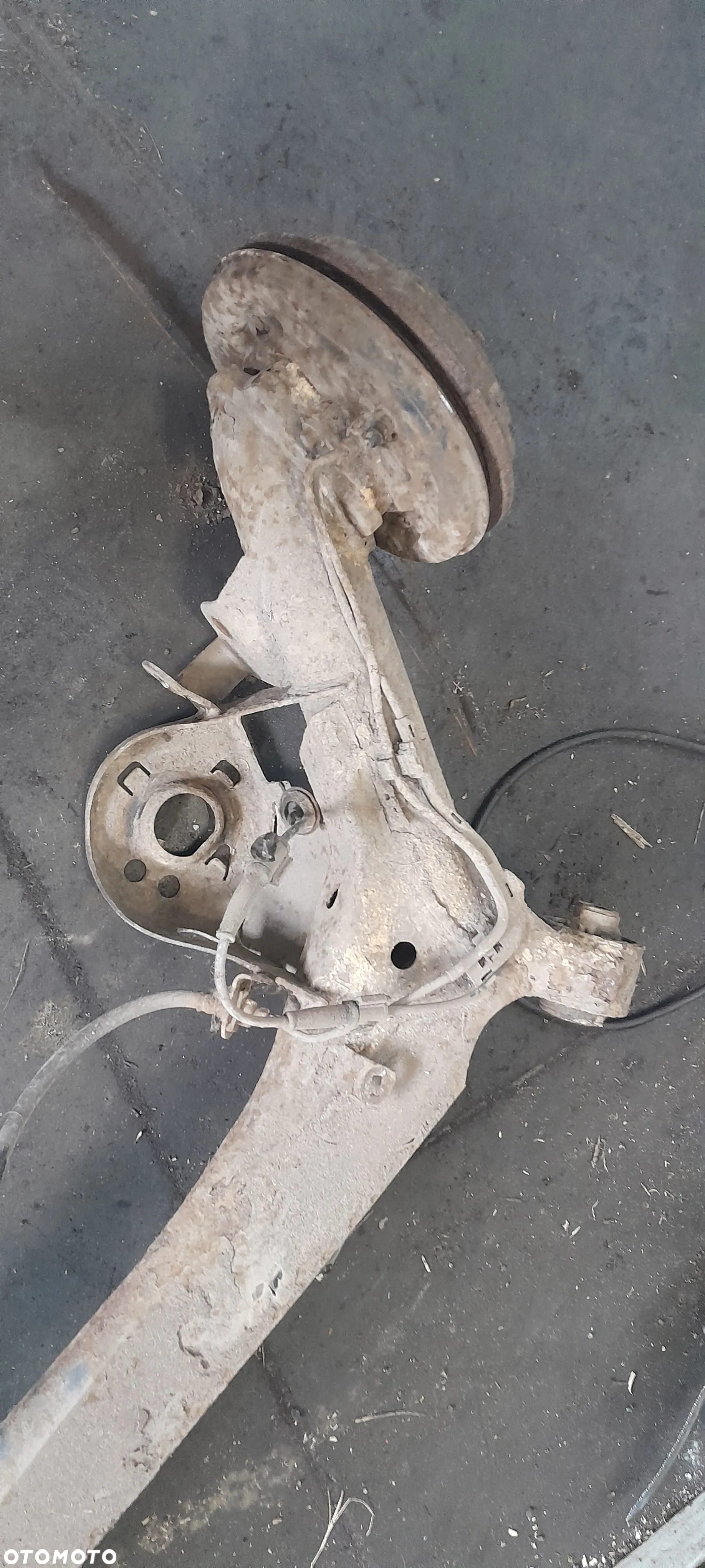 HONDA JAZZ II 1.3 BELKA TYLNA TYŁ OŚ KOMPLETNA BĘBNY ABS nr. 17/2 - 4