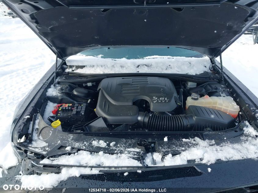 Dodge Challenger 3.6 GT AWD - 9