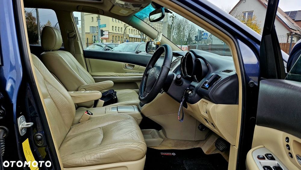Lexus RX - 8