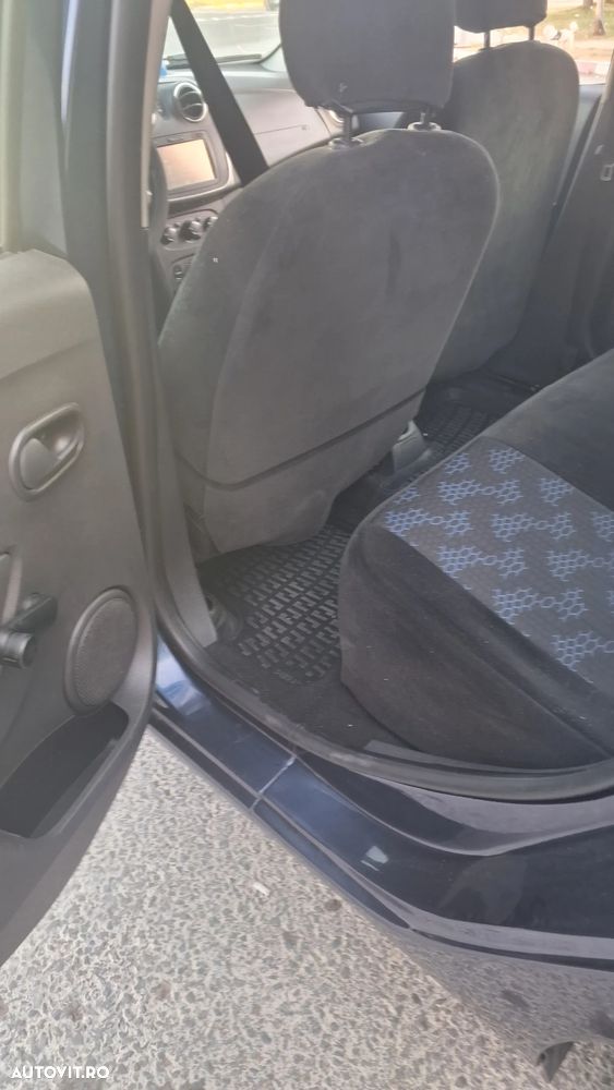 Dacia Logan 0.9 TCe 90 CP Laureate - 9