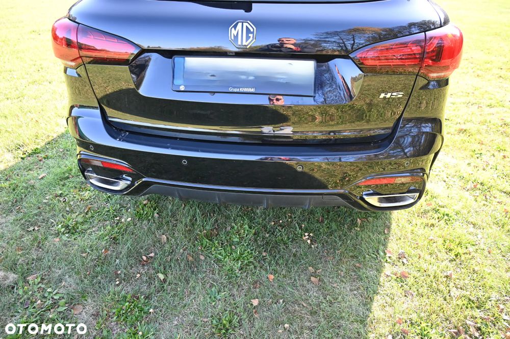 MG HS 1.5 T-GDI Exclusive DCT - 9