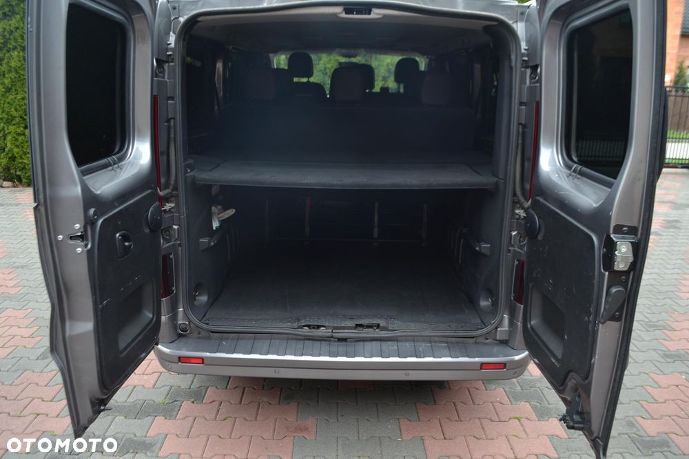 Opel Vivaro L2H1 2,9t Elegance Premium - 6