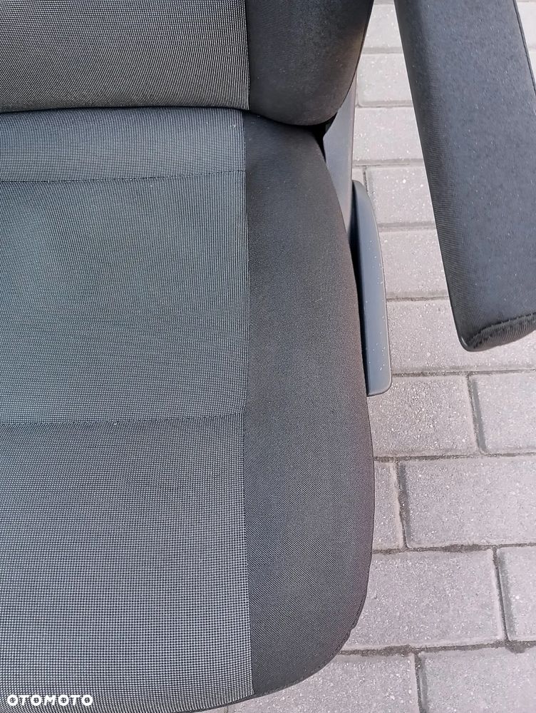 Fotel kierowcy VW T6 Austin podłokietnik - 5