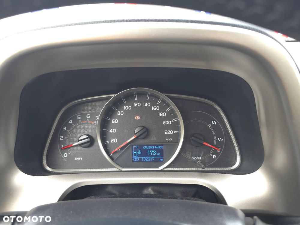 Toyota RAV4 2.0 D-4D Premium - 21