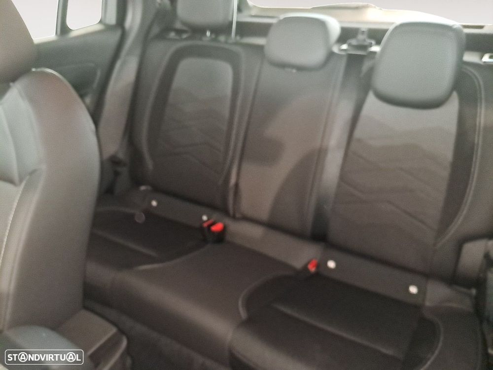 Jeep Avenger 1.2 GSE T3 Altitude - 14
