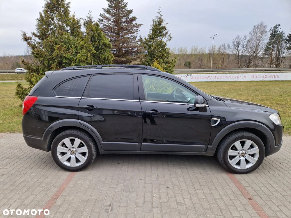 Chevrolet Captiva 2.0 d LT base - 3