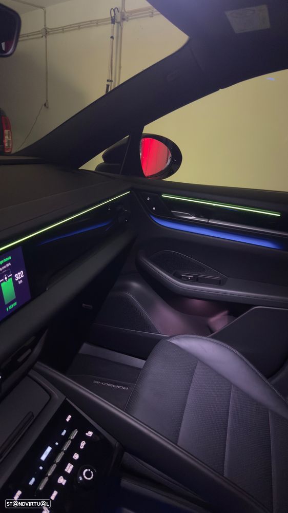 Porsche Macan Electric 4 - 33