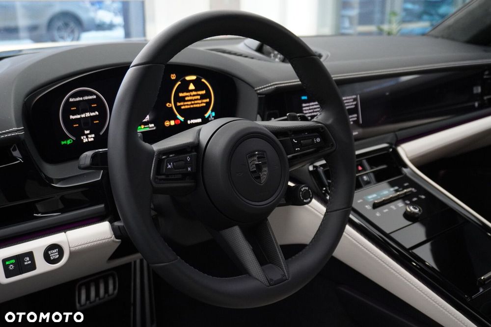 Porsche Panamera - 37