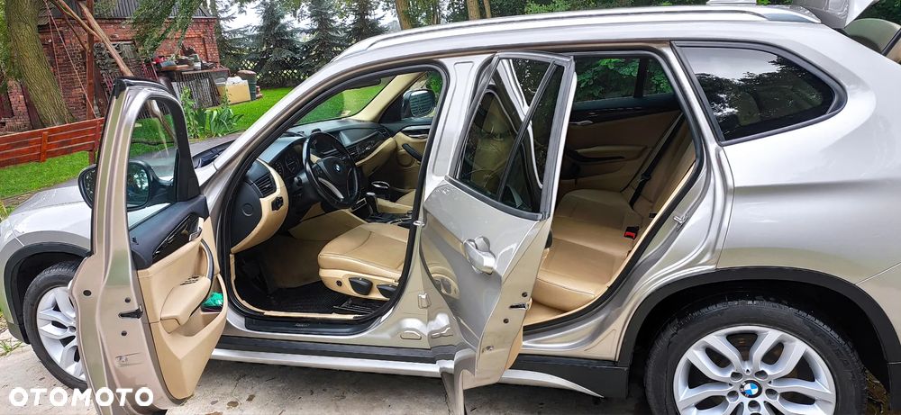 BMW X1 xDrive18d - 17