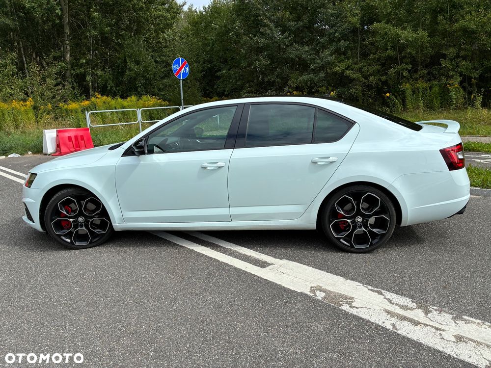 Skoda Octavia 2.0 TSI RS Challenge 245 DSG - 13