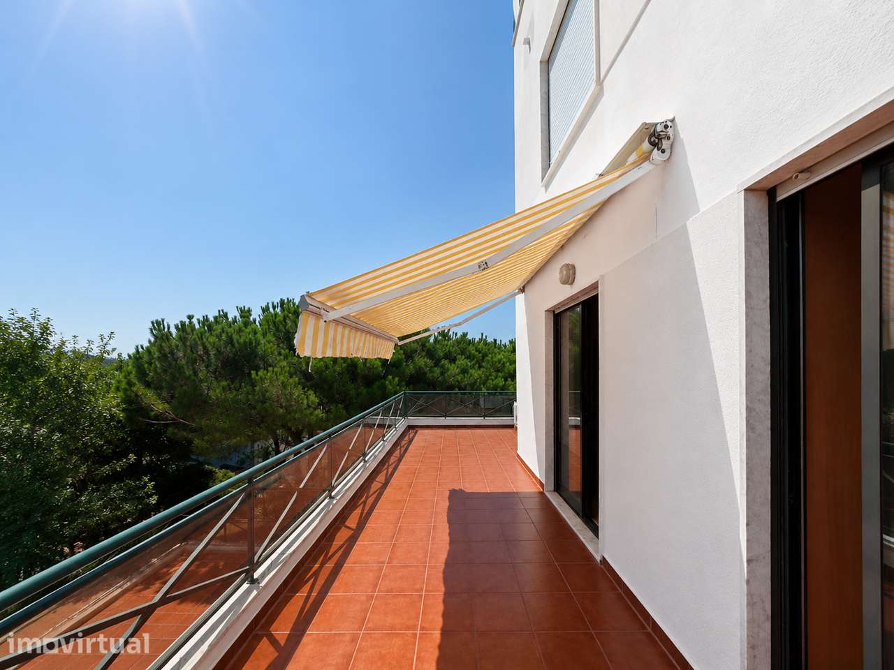 Apartamento T3 com terraço e garagem à venda - Galiza/ ESTORIL - Grande imagem: 4/35