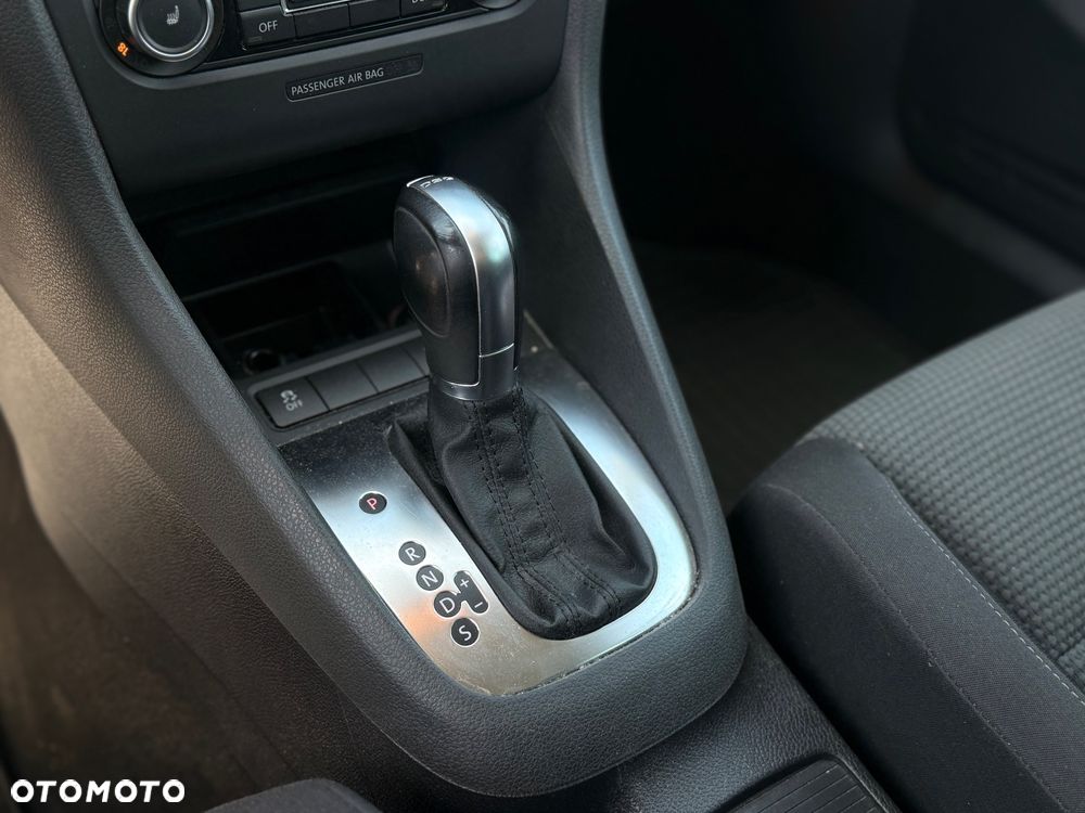 Volkswagen Golf 2.0 TDI DSG Edition - 18