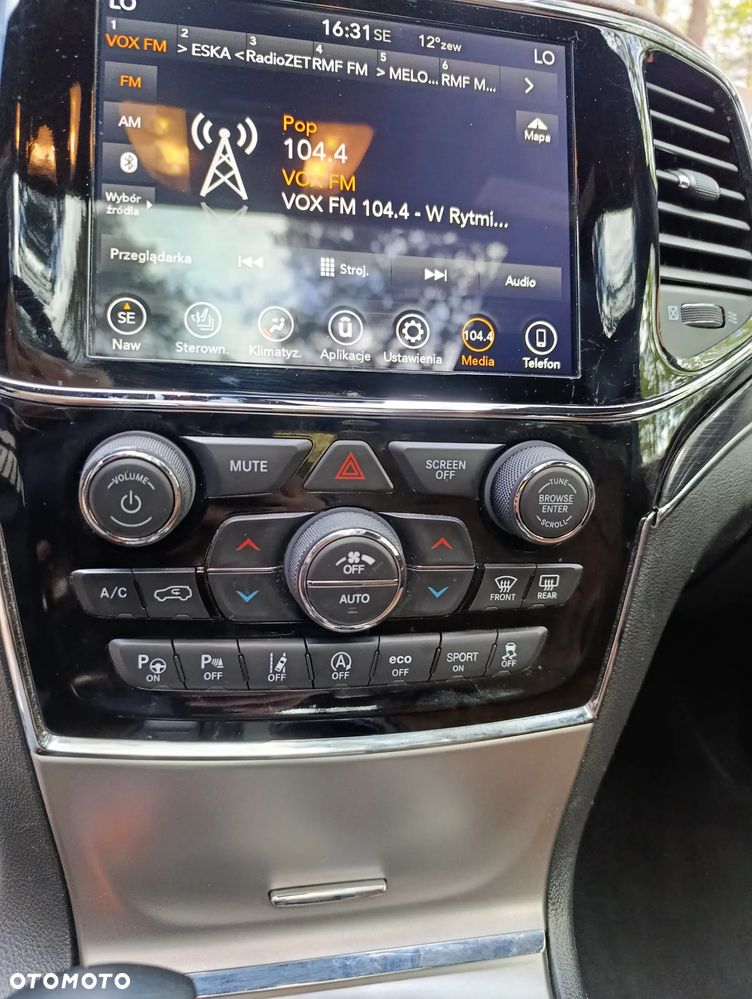 Jeep Grand Cherokee 3.6 V6 Overland - 33