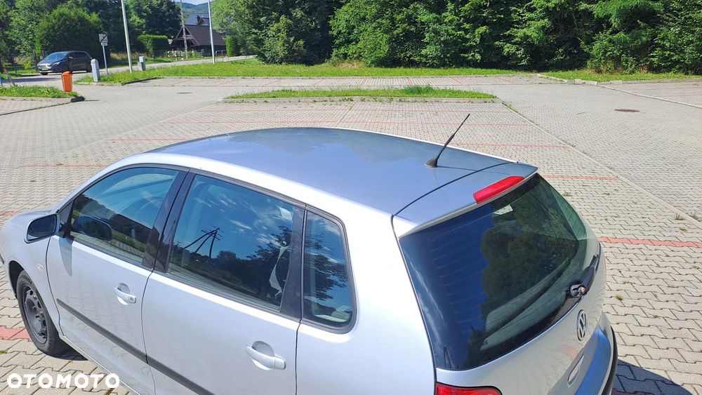 Volkswagen Polo 1.4 16V Comfortline - 6