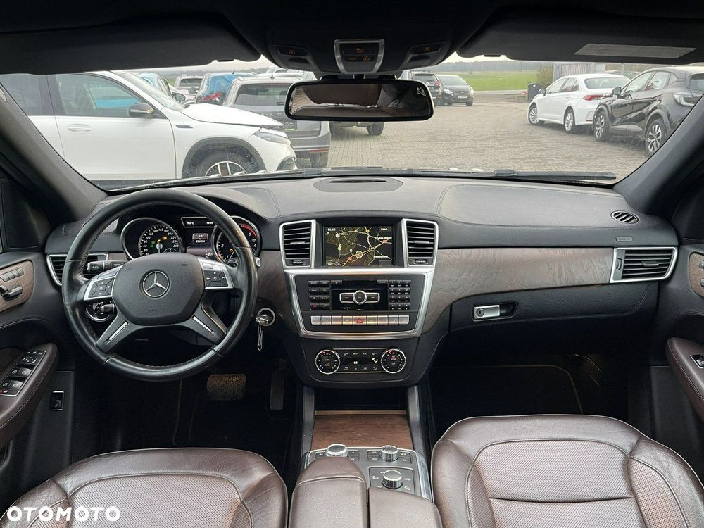 Mercedes-Benz ML 350 BlueTEC 4MATIC 7G-TRONIC - 7