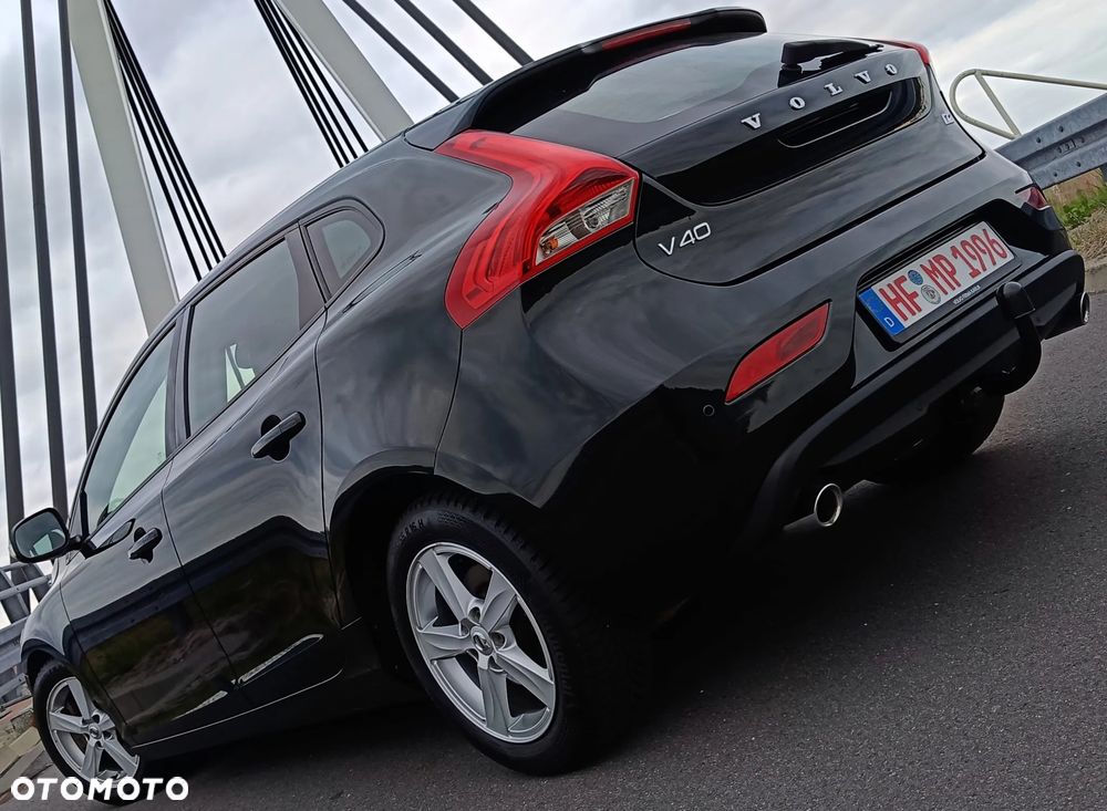 Volvo V40 D2 Geartronic RDesign - 6