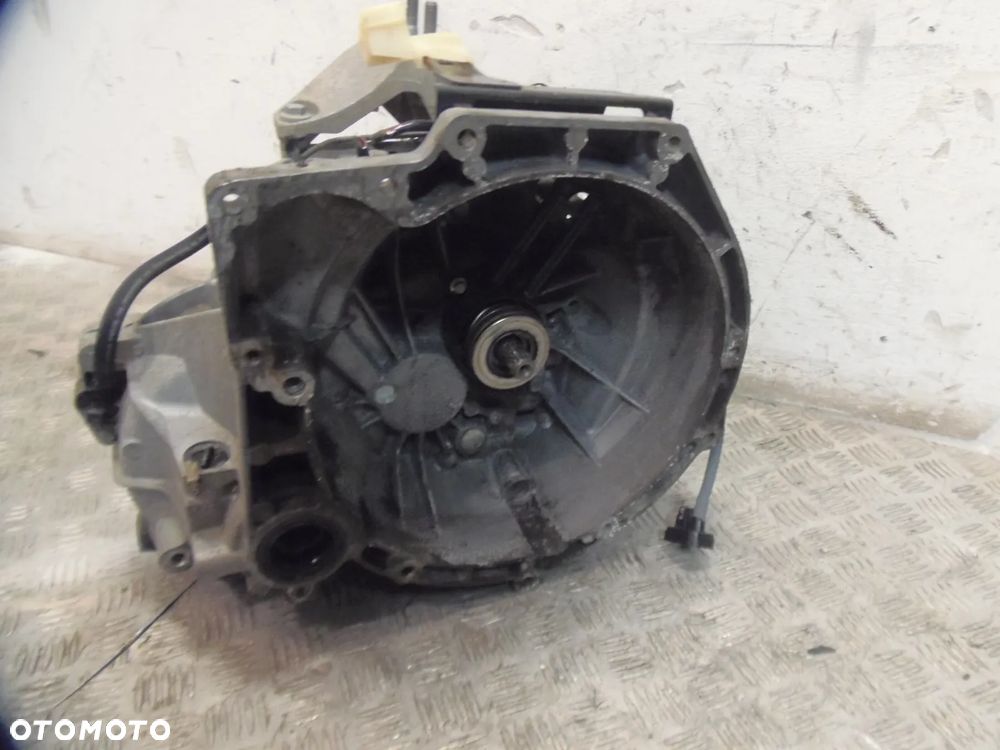 FORD FIESTA MK7 1.6TDCI 013R SKRZYNIA BIEGÓW AA6R7002CBD - 3
