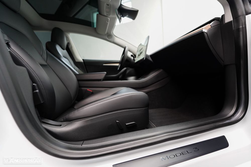Tesla Model 3 Tração Traseira Standard - 18